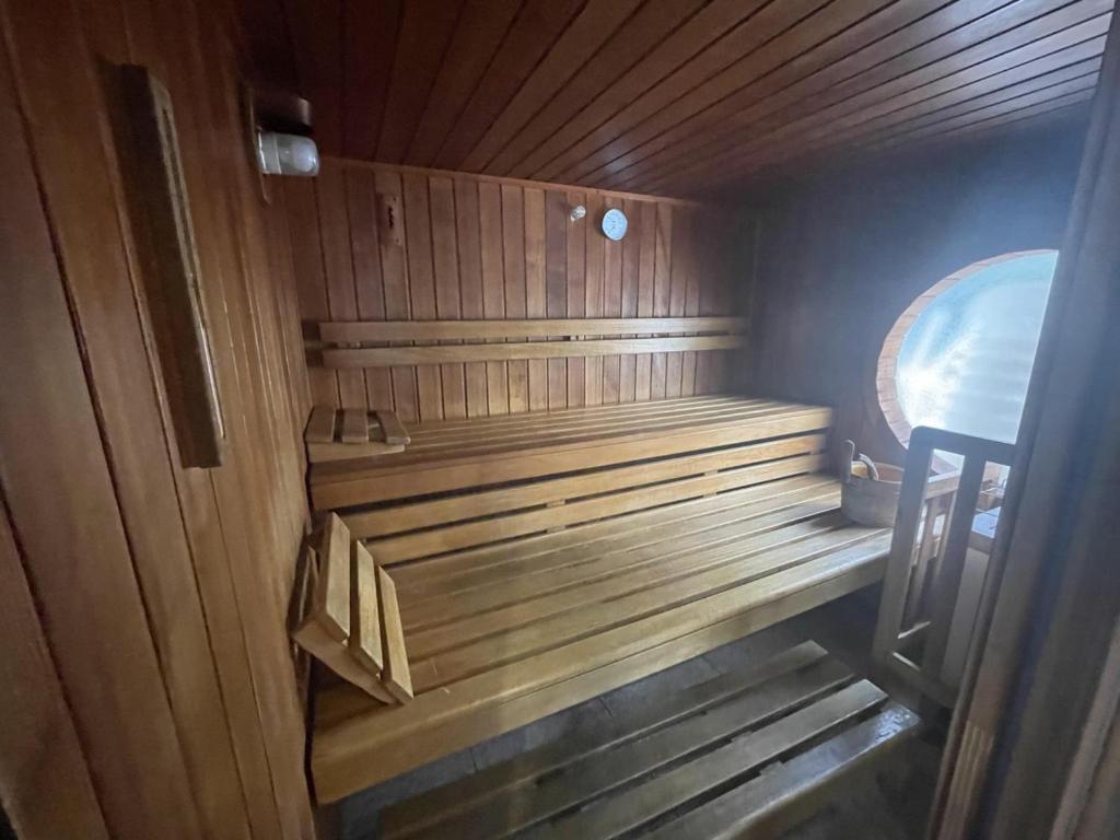 Le Victoria, Elegant T2 Au Bord Des Plages, Piscine, Sauna Menton Dış mekan fotoğraf