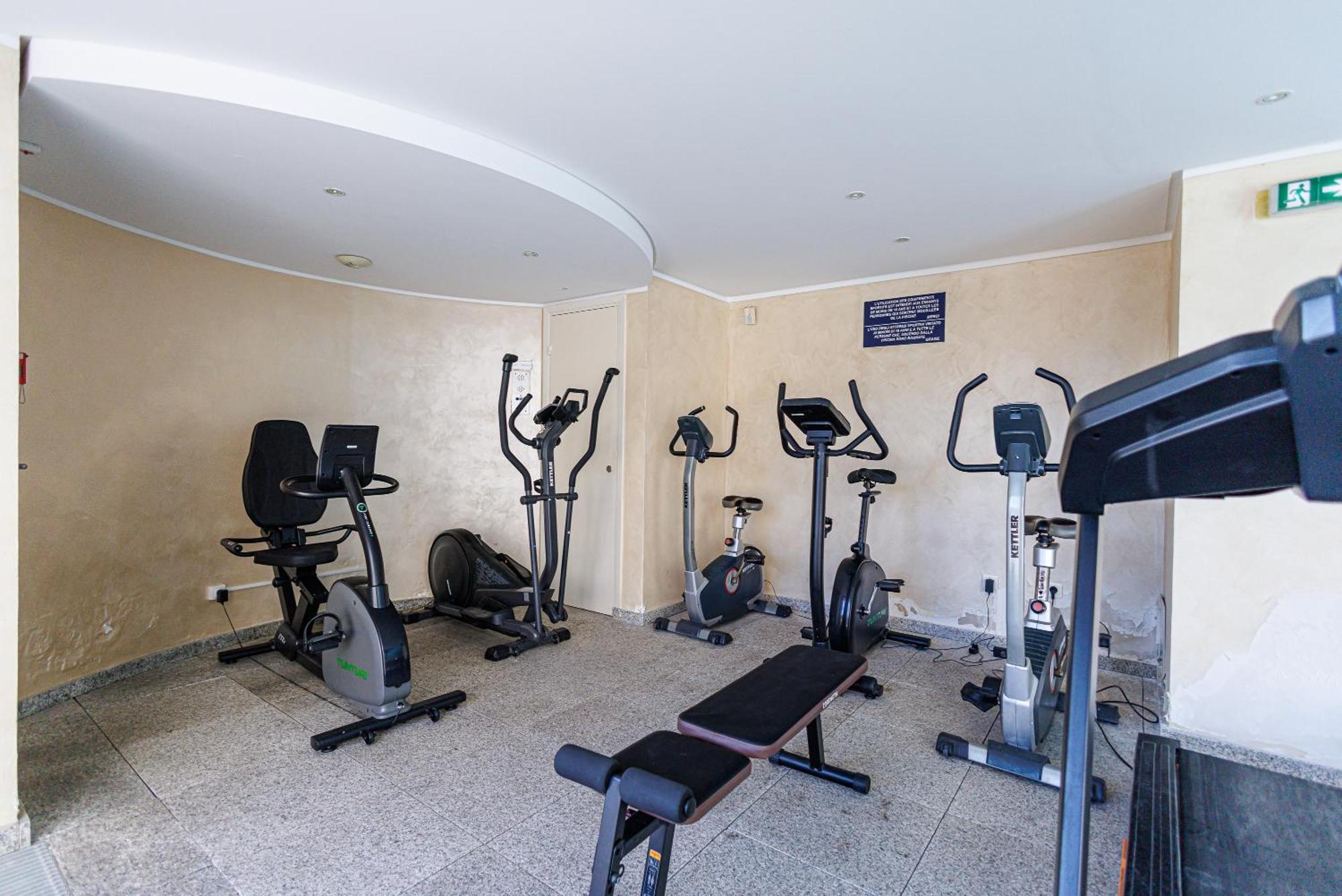 Le Victoria, Elegant T2 Au Bord Des Plages, Piscine, Sauna Menton Dış mekan fotoğraf