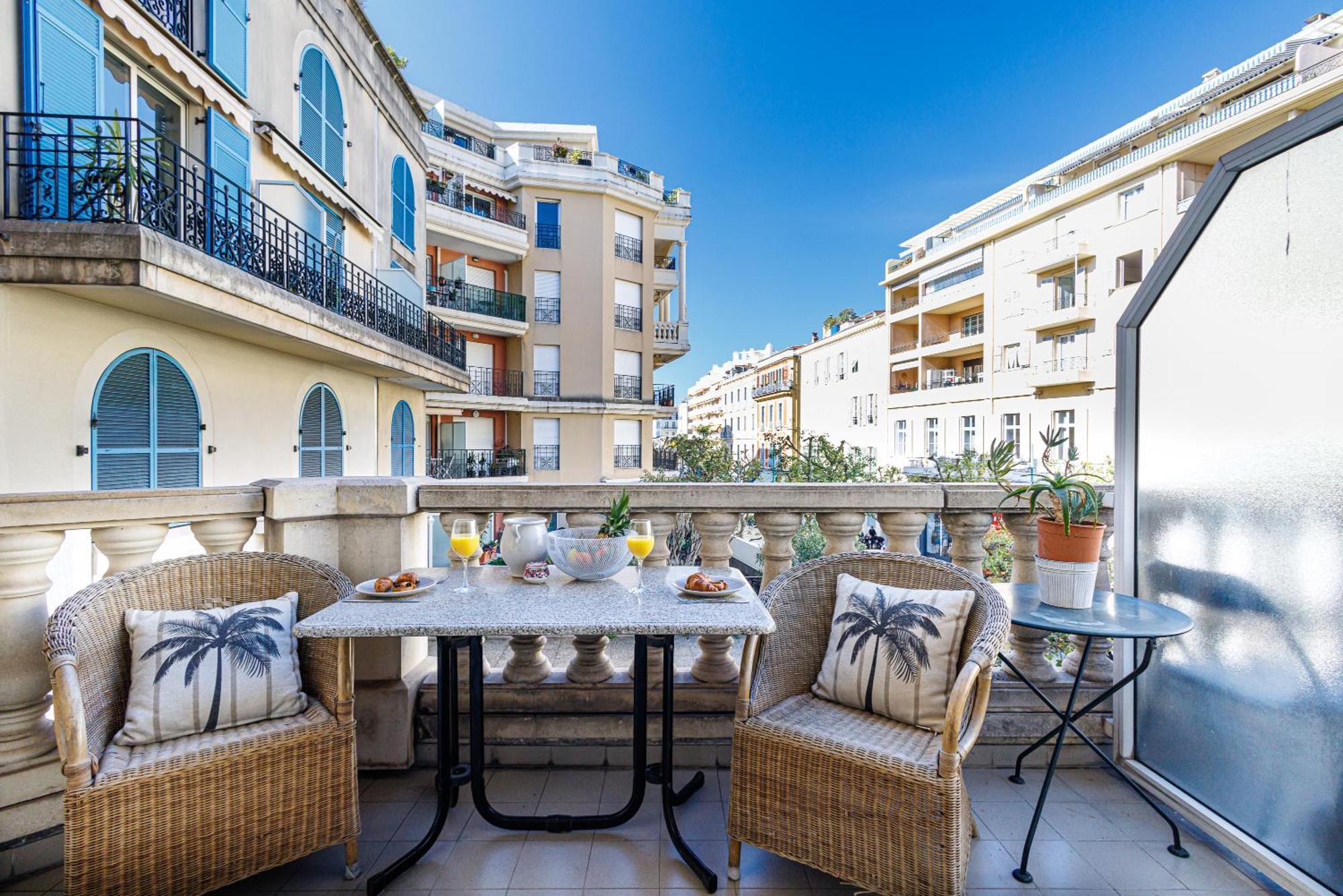 Le Victoria, Elegant T2 Au Bord Des Plages, Piscine, Sauna Menton Dış mekan fotoğraf
